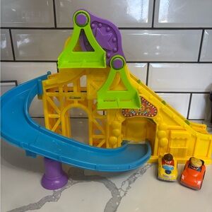 Little People Circus Wheelie Rollercoaster 2012